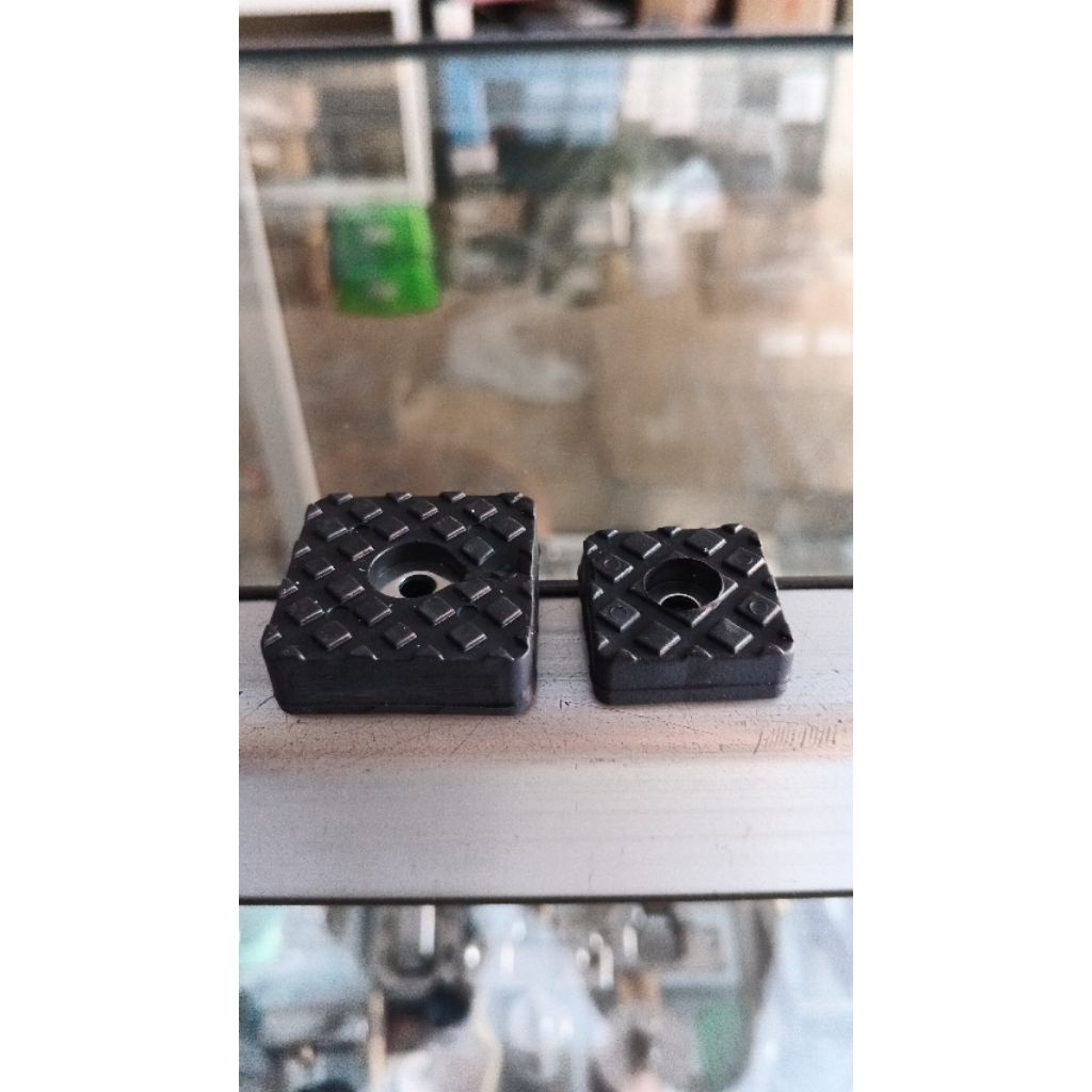 Kaki Karet Kotak Hitam Kaki Karet Kursi Meja Furniture