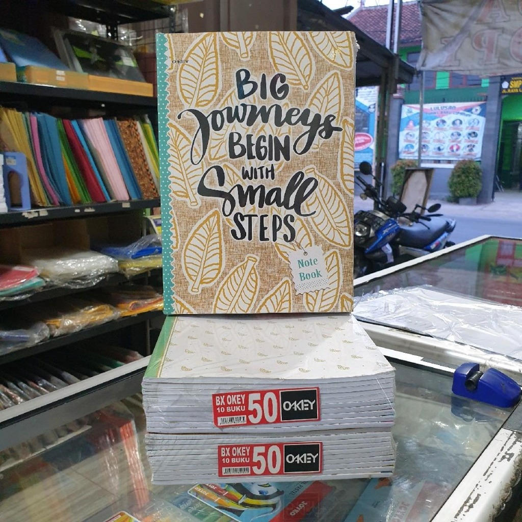 

1 Pack dan 5 buku BOXY OKEY bigboss 50 lembar