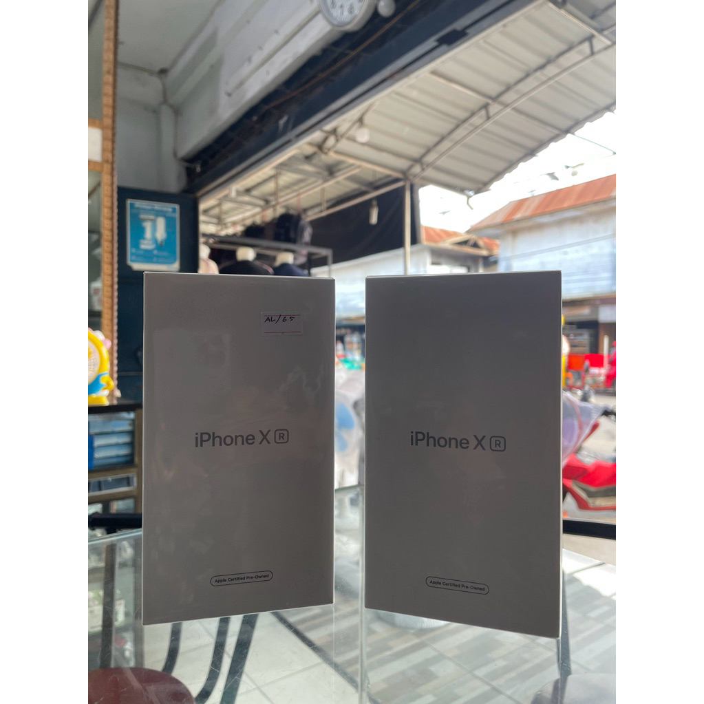 IPhone XR baru iBox garansi resmi Indonesia 64GB