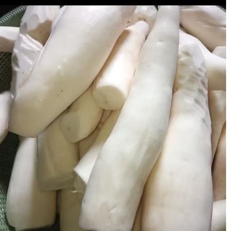 

singkong kupas fresh bersih tinggal olah 1kg