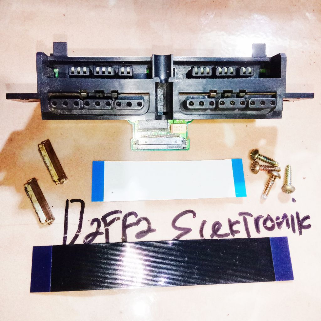 slot stik ps2 fat seri 3 / slot stik seri 5 / dudukan stik ps2 / slot stick ps2 seri 10000 30000 500