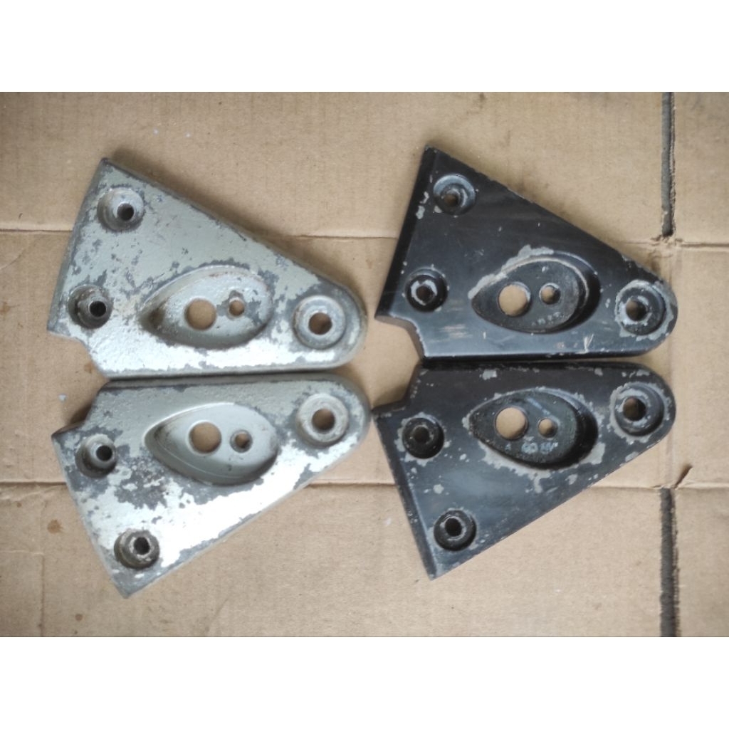 Kupingan pangkon lampu tirev tiger revo lama old original copotan