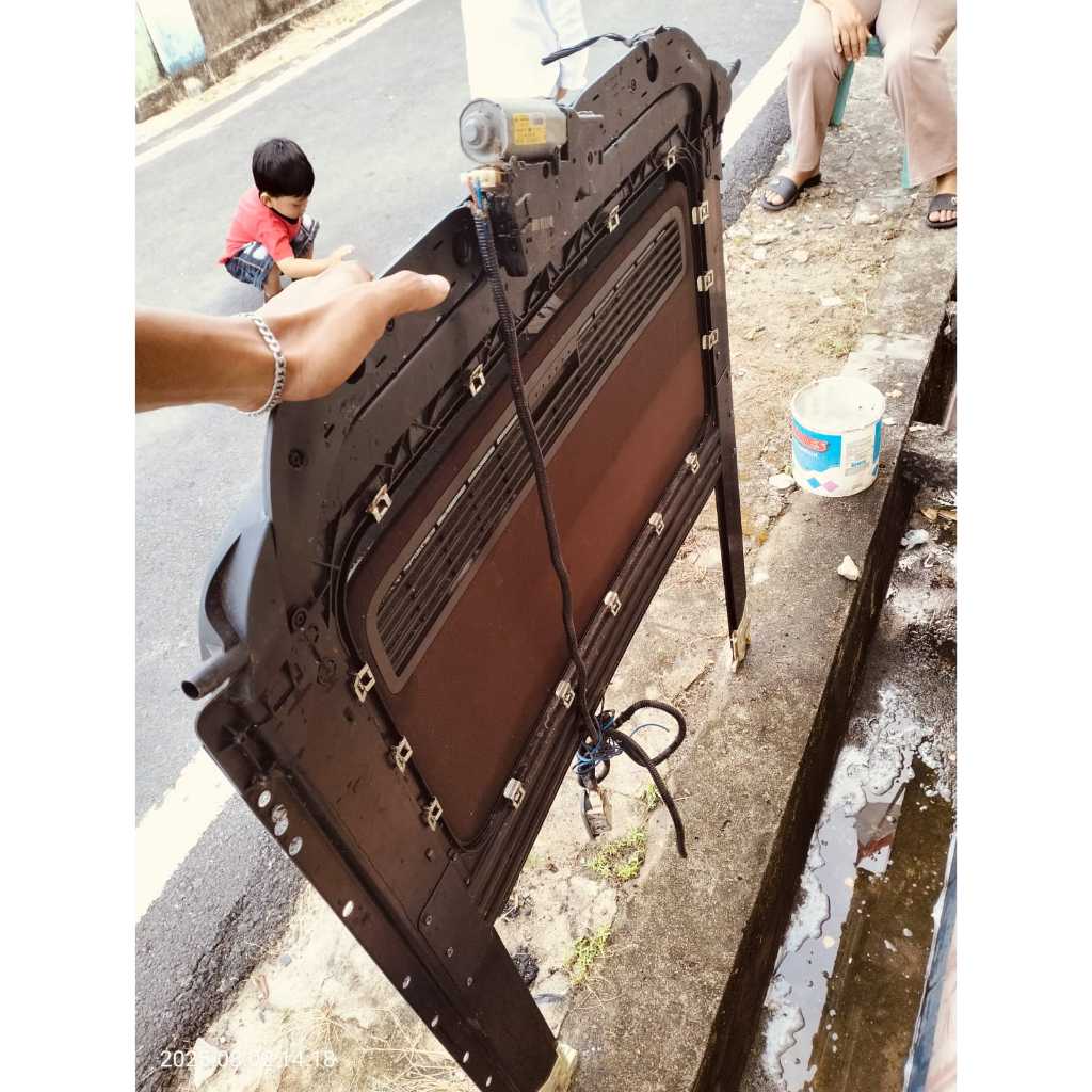 Sunroof universal mobil