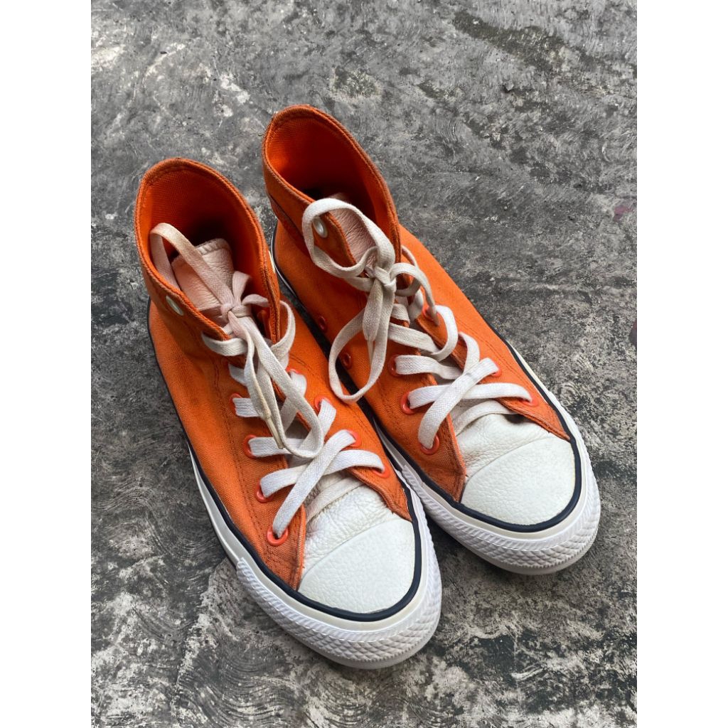 Converse Orange - Sepatu Converse
