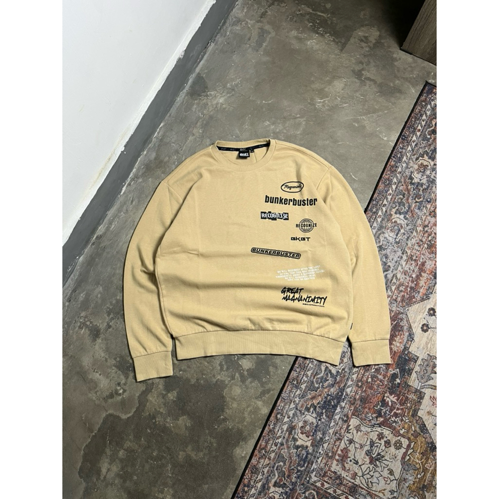 BKBT CREWNECK