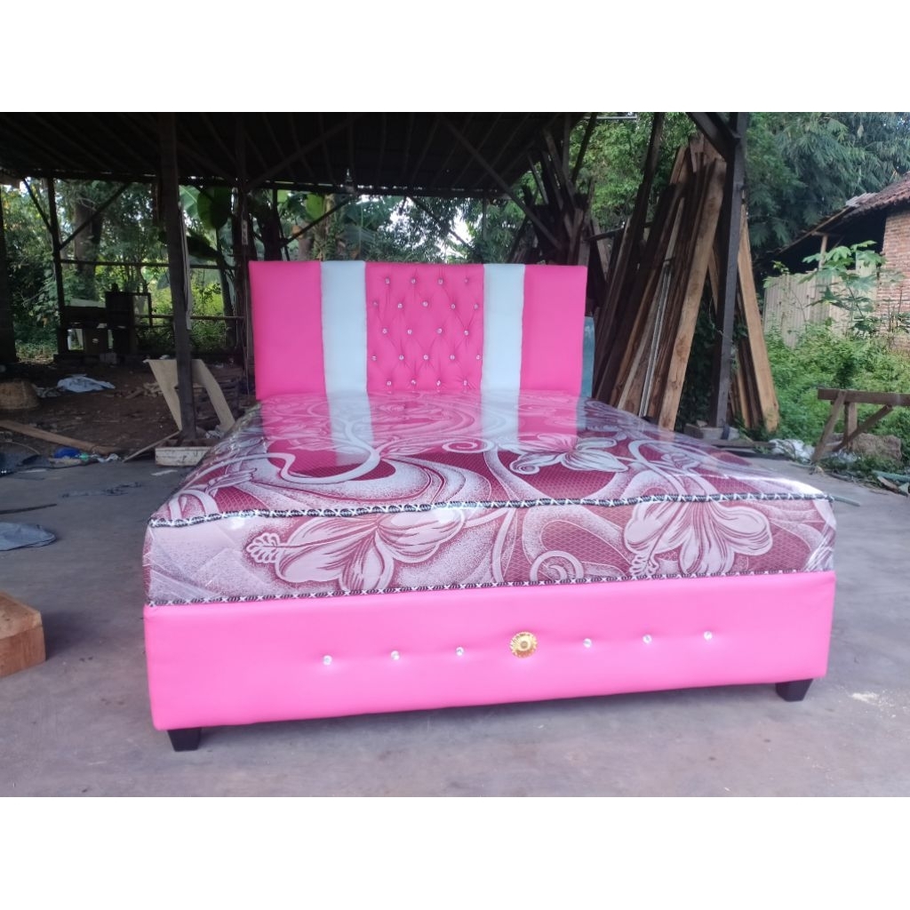 Springbed Dipan