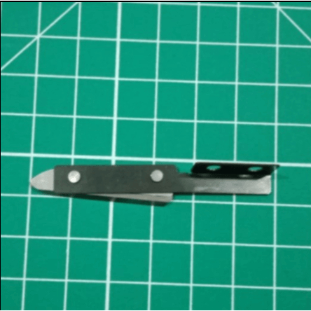 

KE027-3 Pisau Bawah Untuk Mesin End Cutting / Cutter ST-260