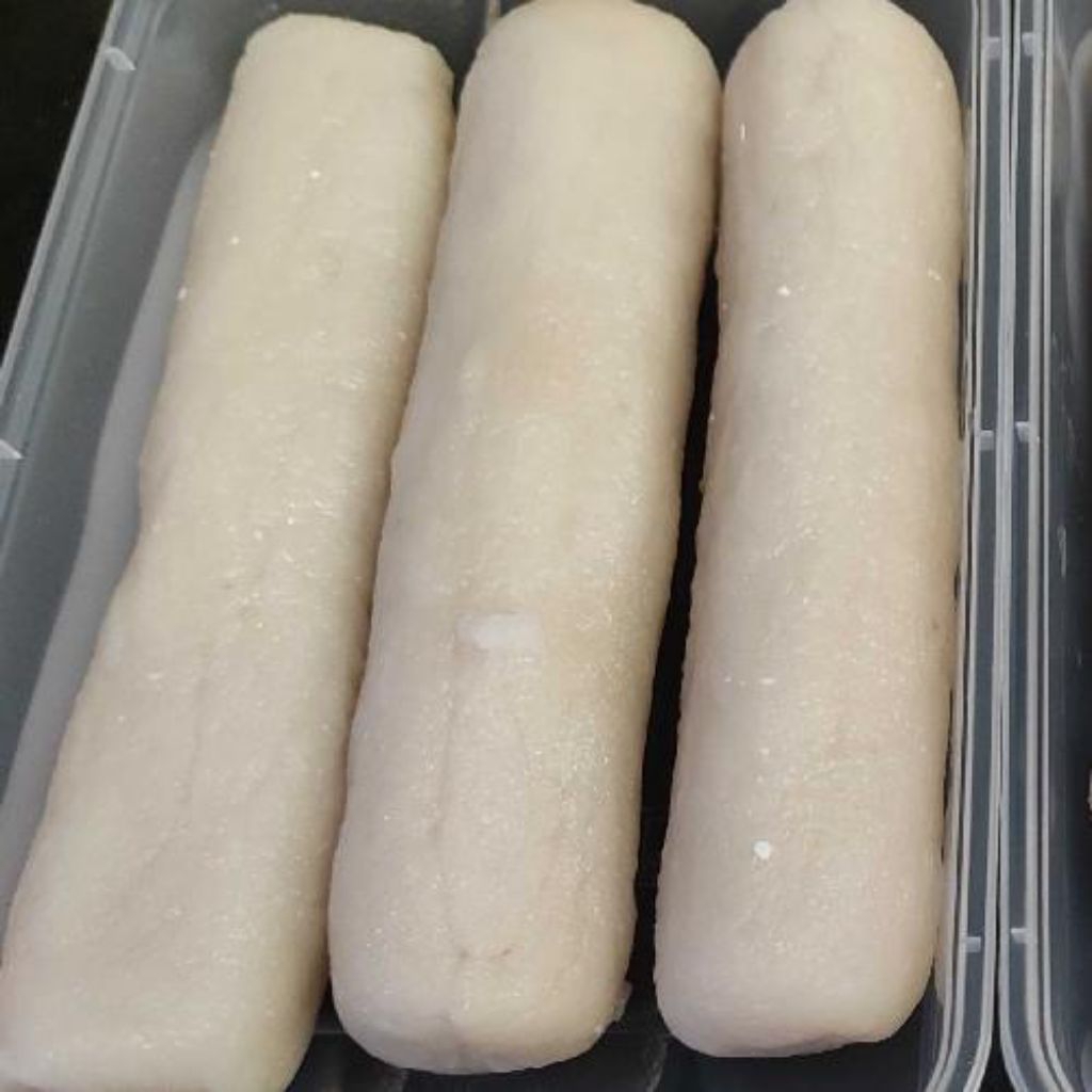 

Pempek Lenjer Panjang Isi 6pcs + cuko Ikan Gabus untuk 1 paket di Vacum