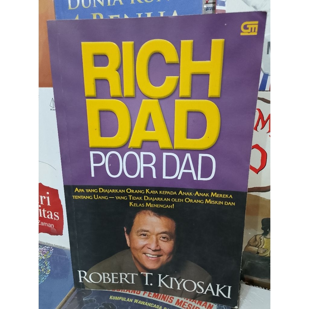 Buku Bekas Original - RICH DAD POOR DAD - Robert T Kiyosaki