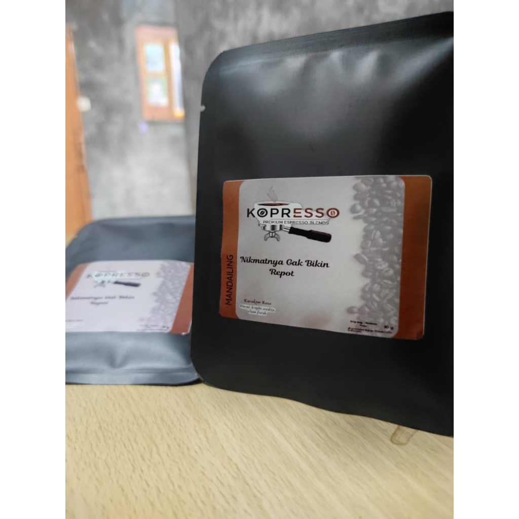 

Kopi Drip Bag House Blend - Praktis untuk Kantor & Traveling 10g