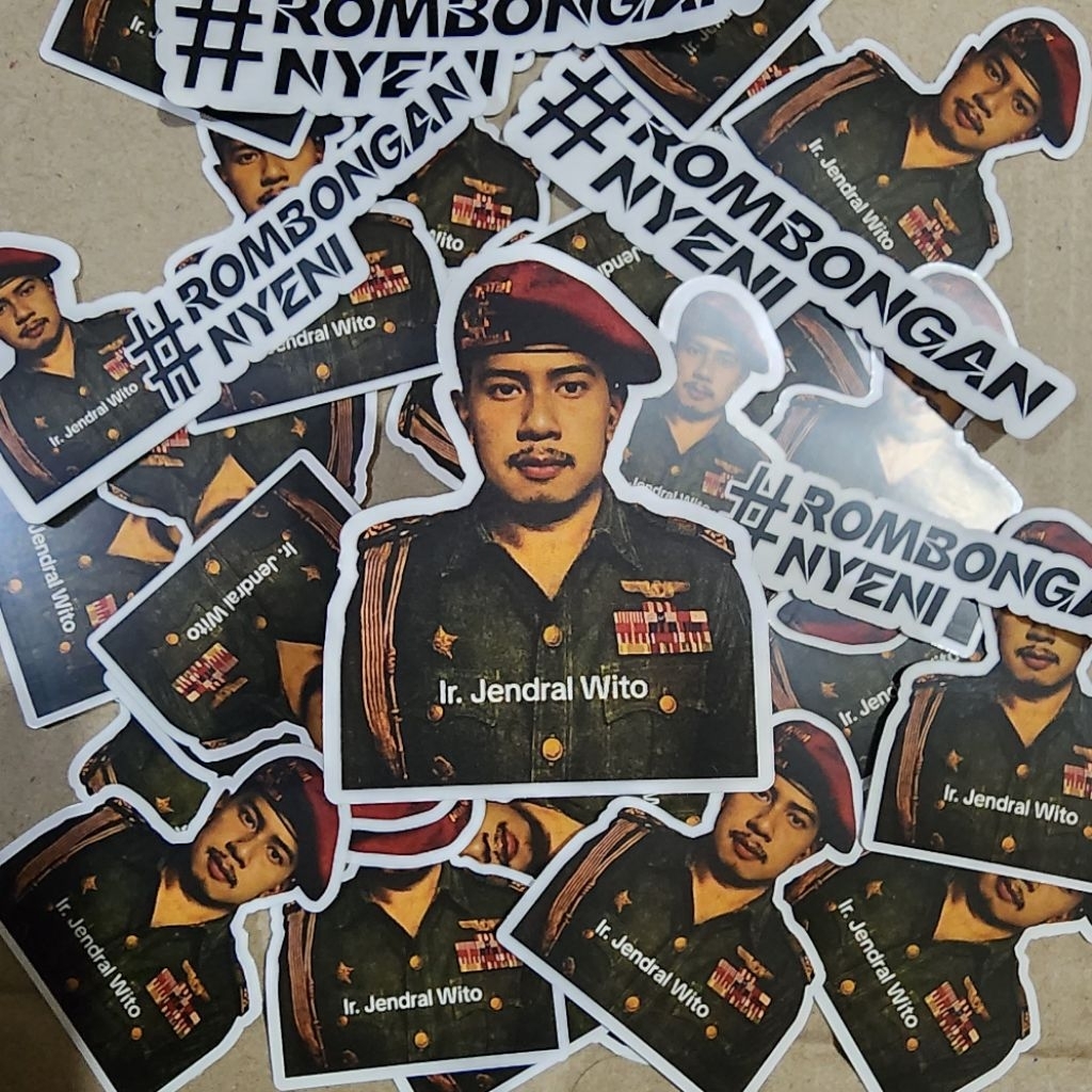 

STICKER JENDRAL WITO BAHAN VINIL GLOSY TAHAN AIR