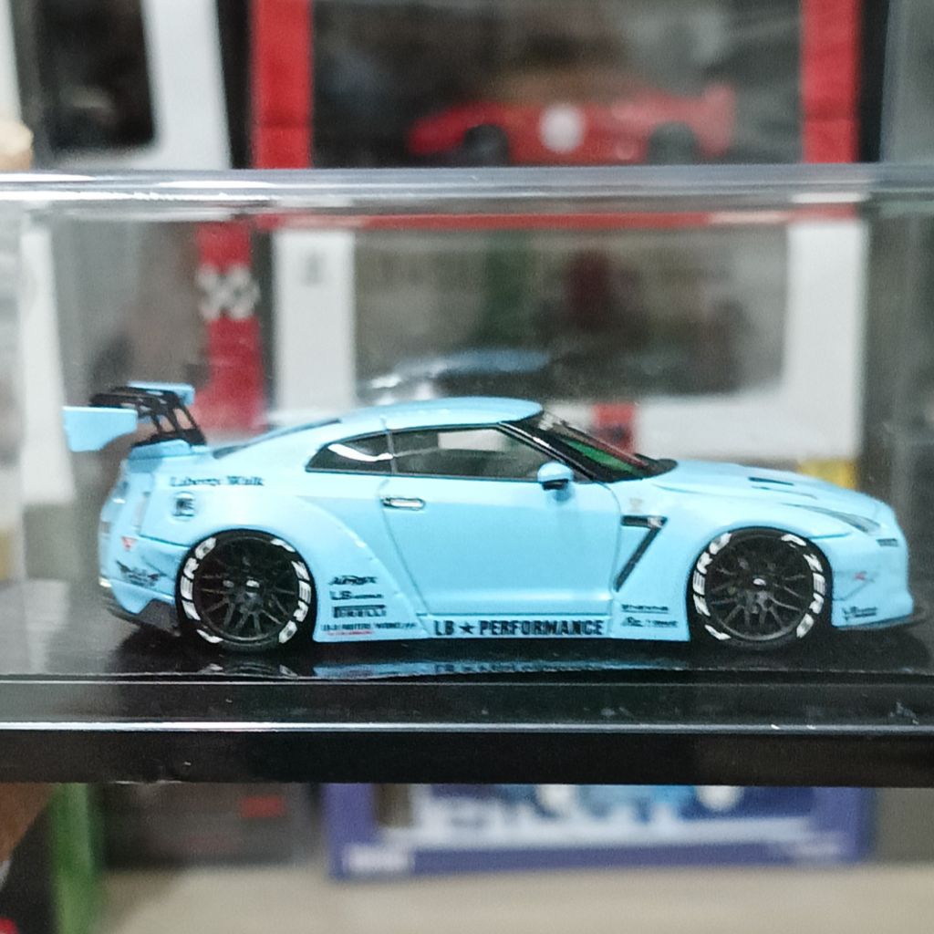 error 404 Nissan GTR R35 LBWK biru Segel 247/299
