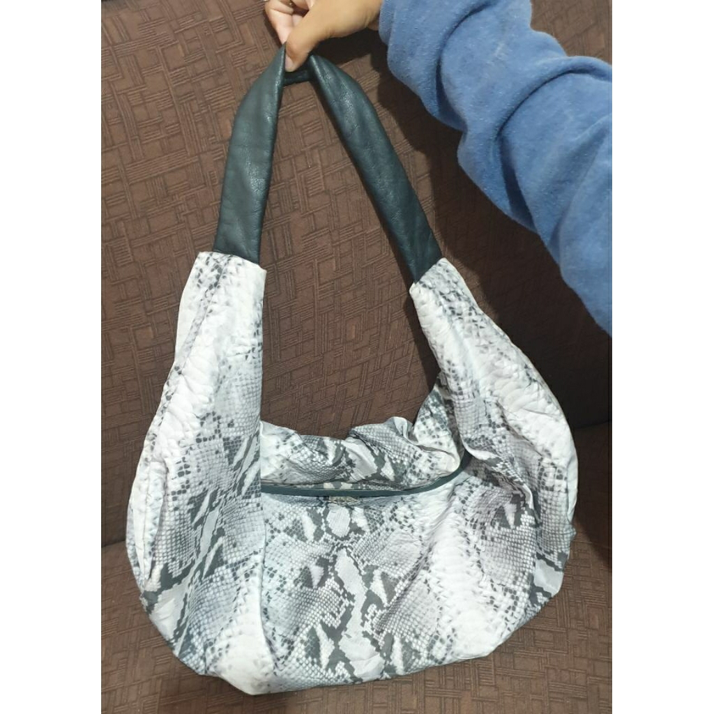 Shoulder Tote Hobo Bag Large Motif Kulit Ular Snake Vintage Retro Tas Bahu Like New Preloved Prelove
