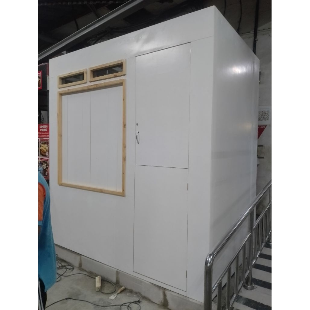 meja.booth.Bhan triplek mlamin tebal18 mm