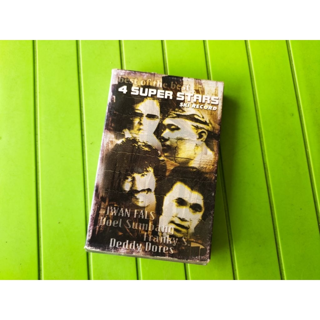 Kaset 4 Super Stars Iwan fals Deddy Dores Franky Doel Sumbang