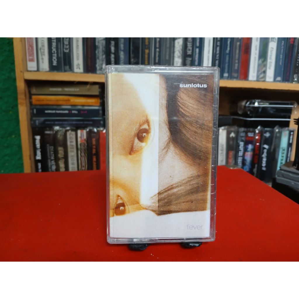 Kaset Pita SUNLOTUS - Fever