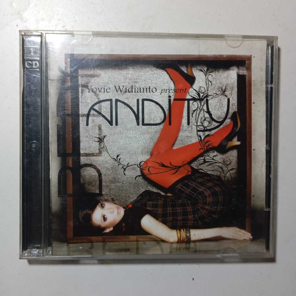 CD Andity - BEDA . Yovie Widianto Present . Kahitna Yovie Nuno