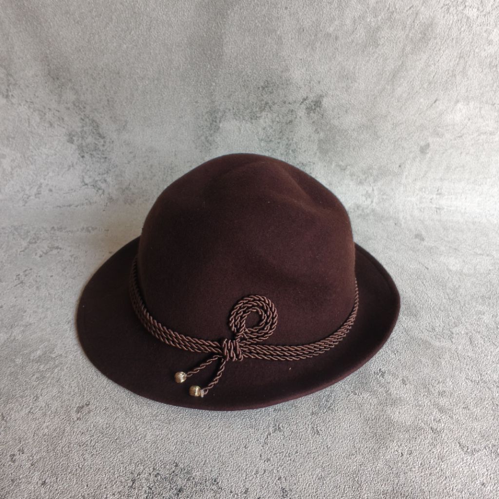 topi laken koboi akubra
