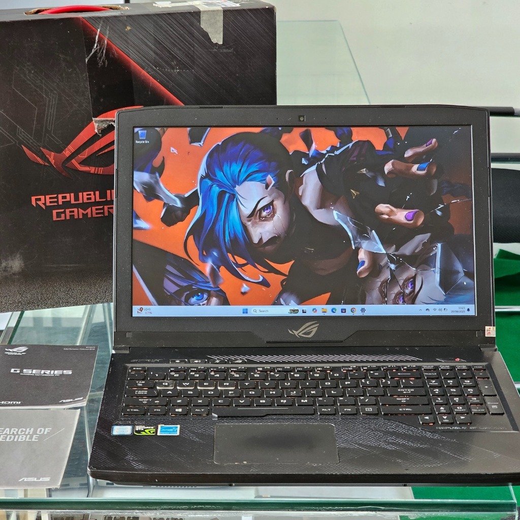 ASUS ROG GL503GE Hero Edition intel Core i7 Gen 8 Ram 8 GB SSD 128 GB HDD 1 TB nvidia GTX 1050 Ti Ga