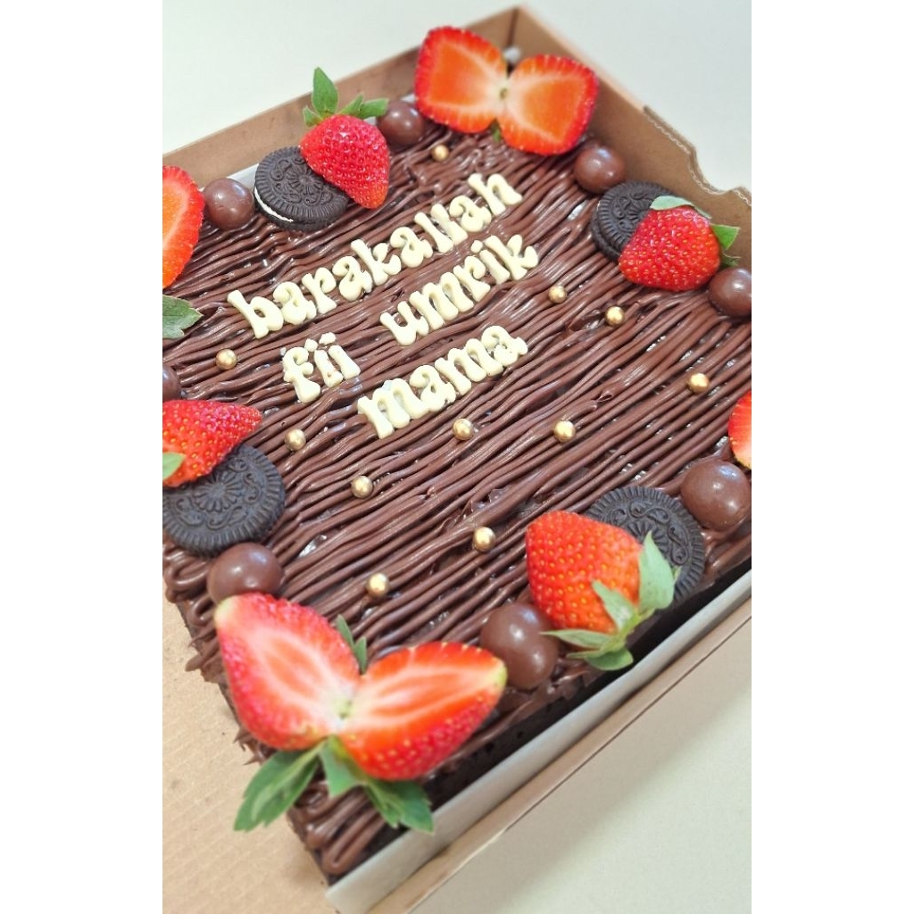 

Brownies birthday cake