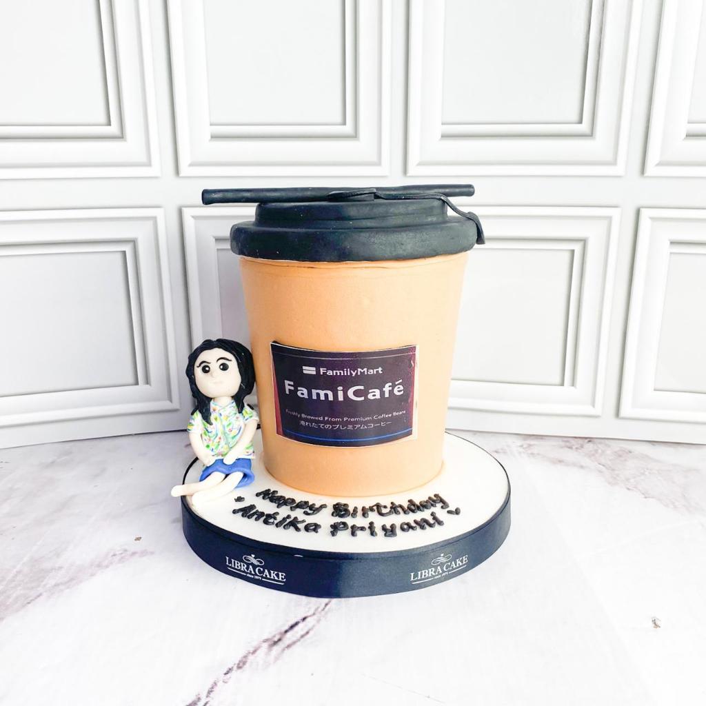 

Coffe cake/Kue Ulang tahun/Birthday cake/Kue Ulang tahun tema coffe/kue birthday jakarta