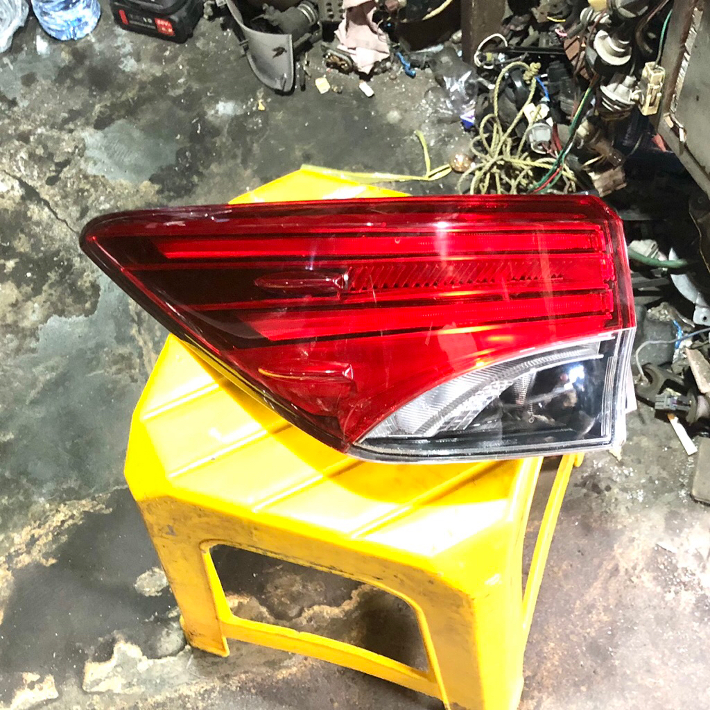 Stoplamp Fortuner VRZ 2016 2017 2018 2019 2020 Original