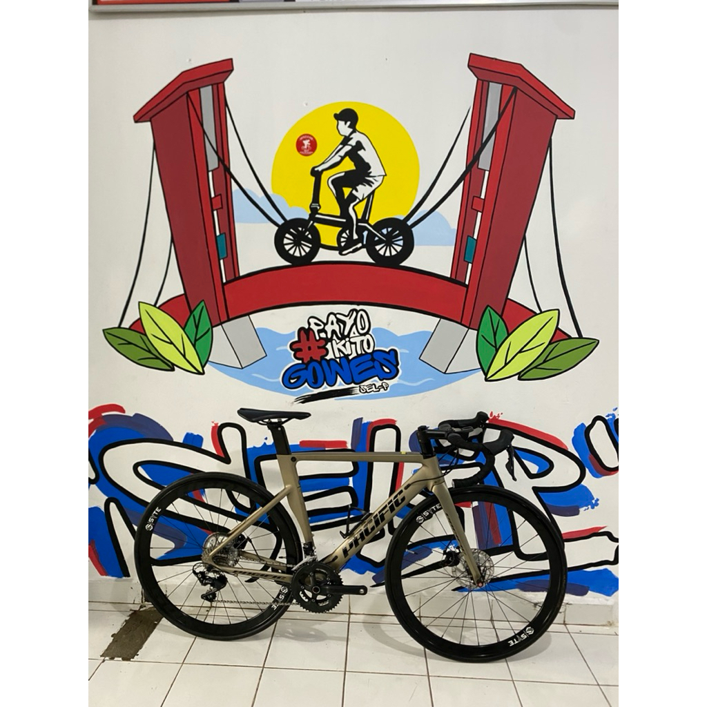 Roadbike pacific magenta size 50