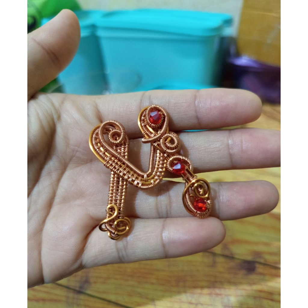 Bros inisial huruf M