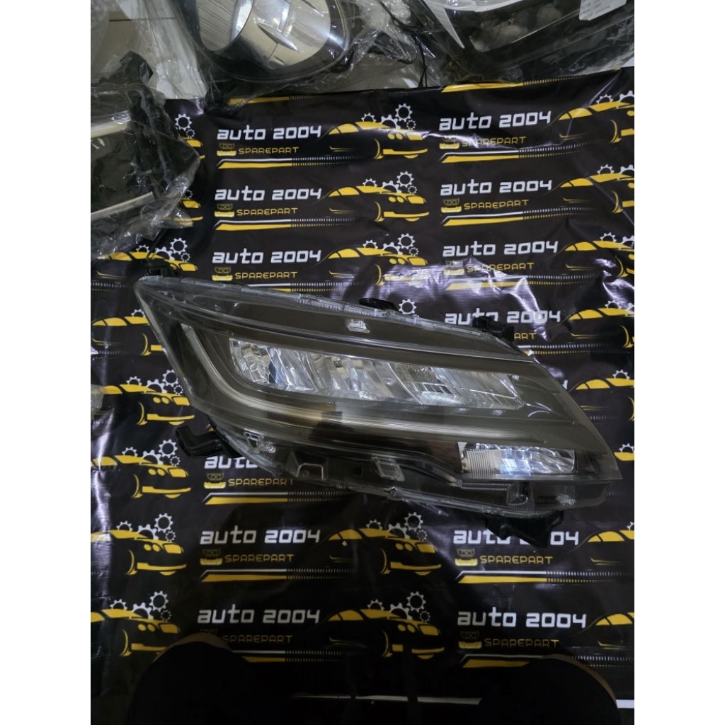 HEADLAMP TOYOTA RUSH 2020