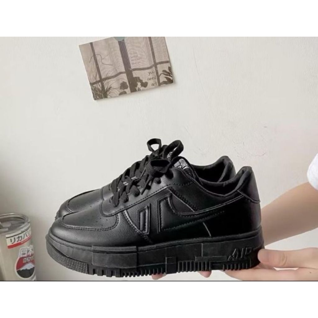 MIKAELA sepatu sekolah hitam putih sneakers wanita quality sepatu wanita sepatu sekolah hitam sepatu