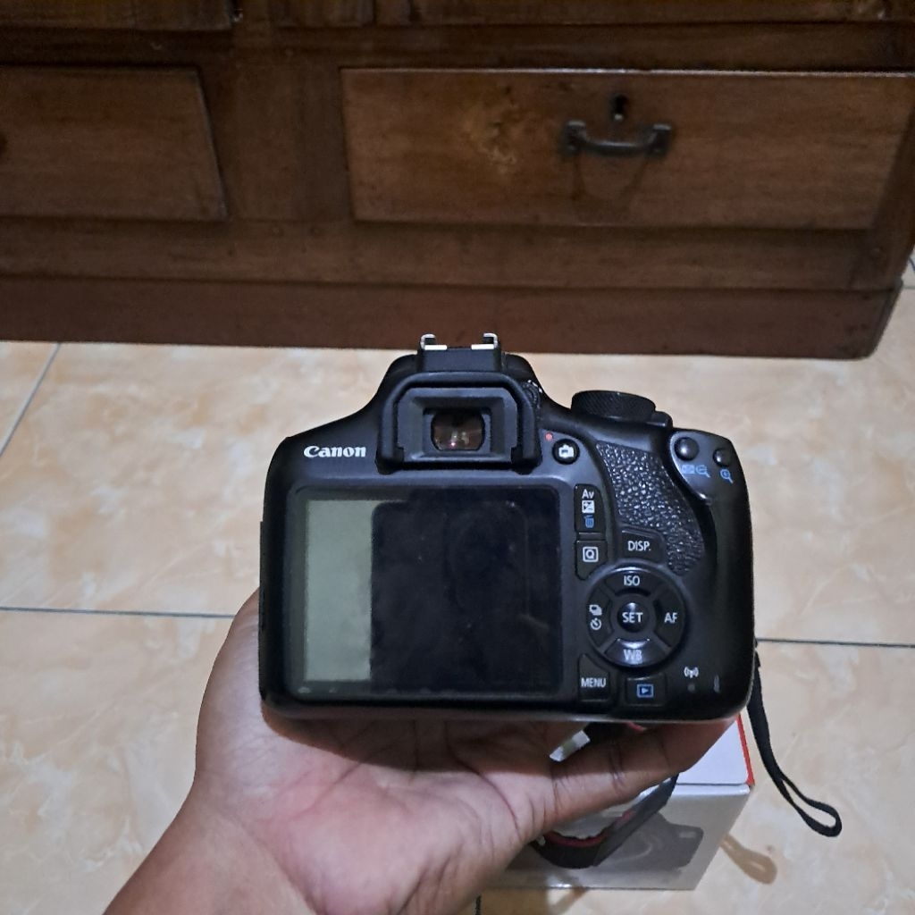 Kamera dslr canon 1300d wifi second fullset