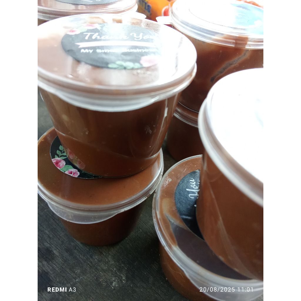 

coklat dunia milk crunchy kemasan cup 25ml 2 cup