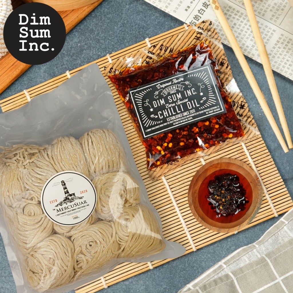 

Chili Oil Sachet x Bakmie Mercusuar Premium | Paket Special Bundling Dimsum Inc