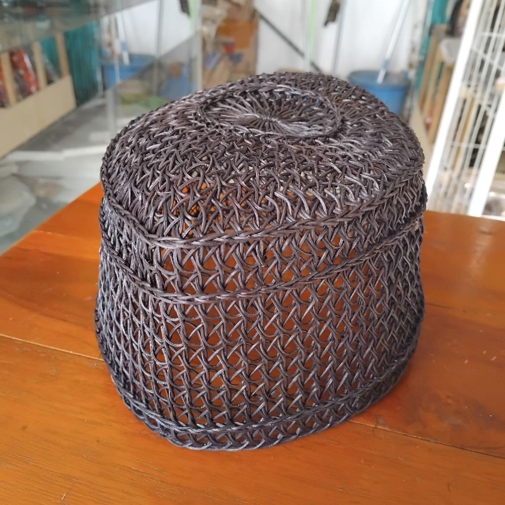 kopiah peci rotan/paikat khas kalimantan