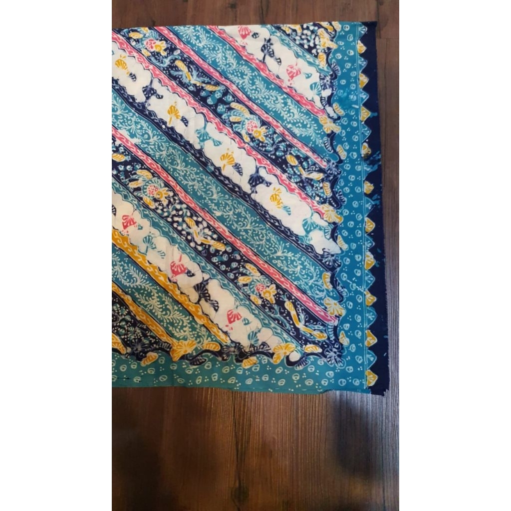 Batik Tulis Lasem type Lerek Biru Tosca