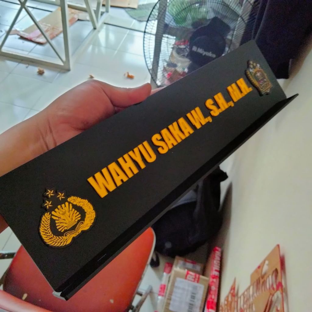 Papan Nama Kantor Papan Nama Akrilik Papan Nama Meja PapanNama Custom