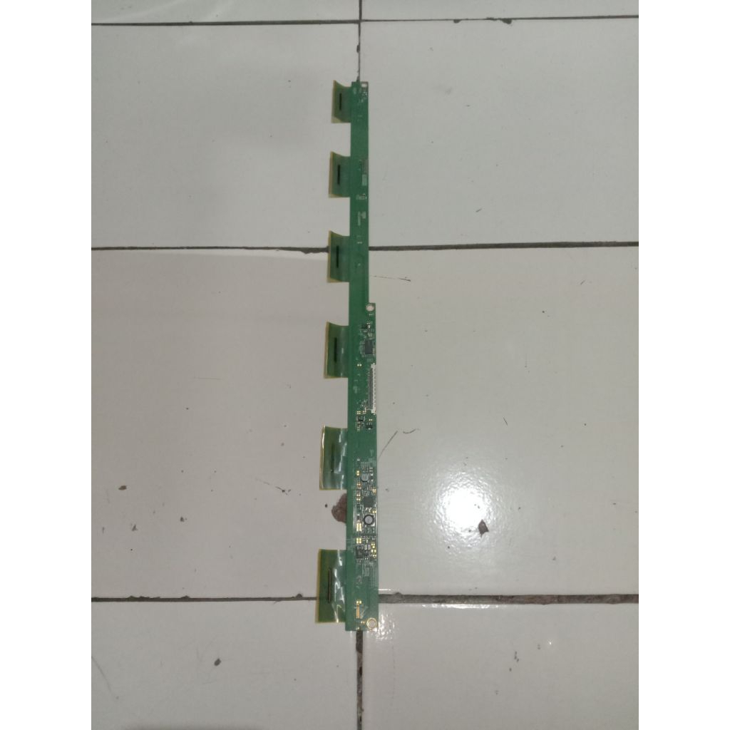 tcon tv Samsung UA22F5000