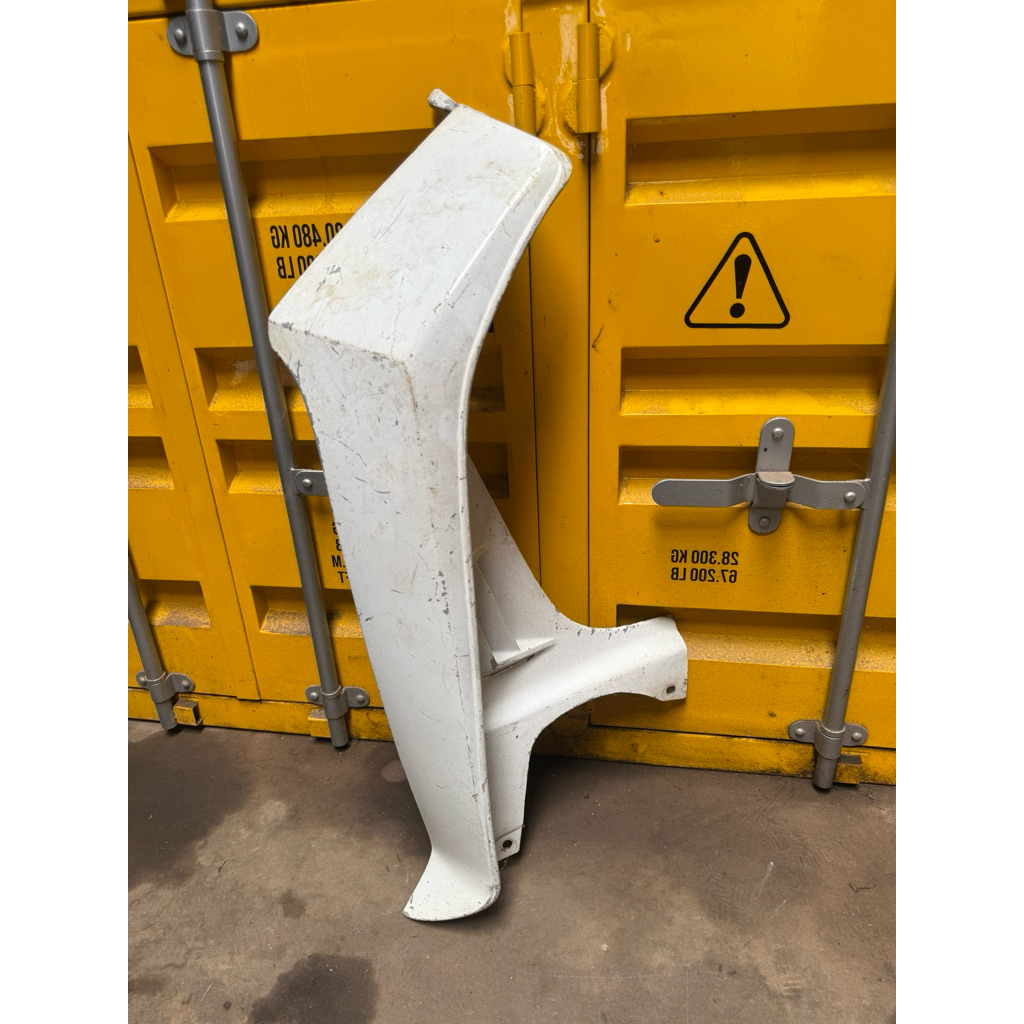 sayap kiri suzuki crystal second original