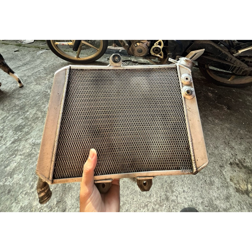 Radiator ninja r qtt