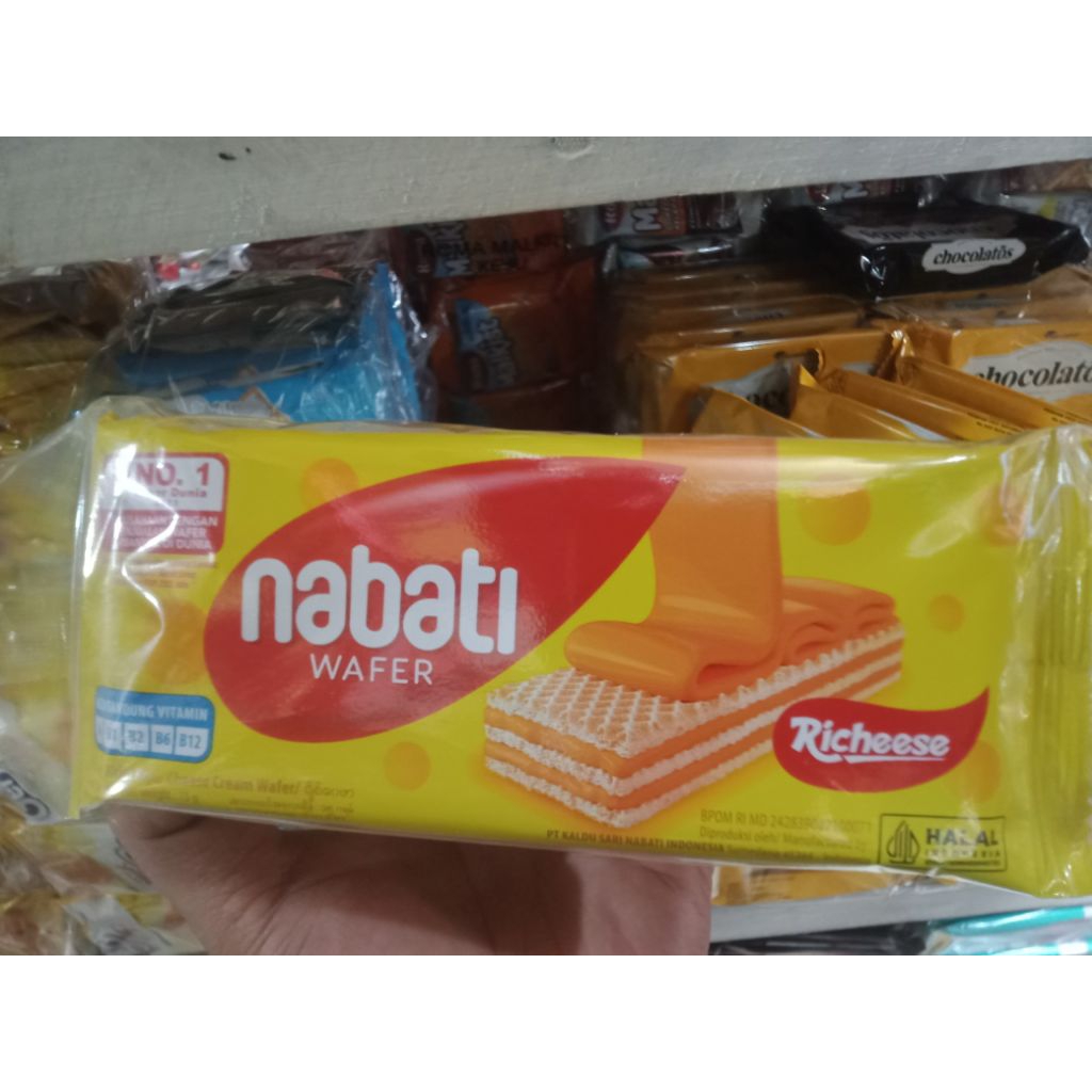 

Nabati Wafer Rasa Keju 10 Pcs x 15gr