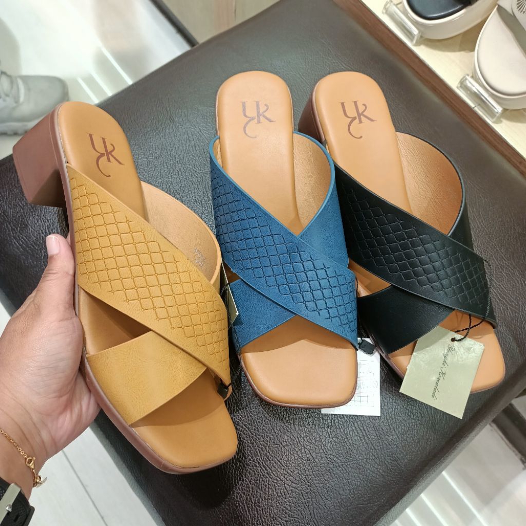 sandal wanita heels kotak 5cm YONGKI KOMALADI original