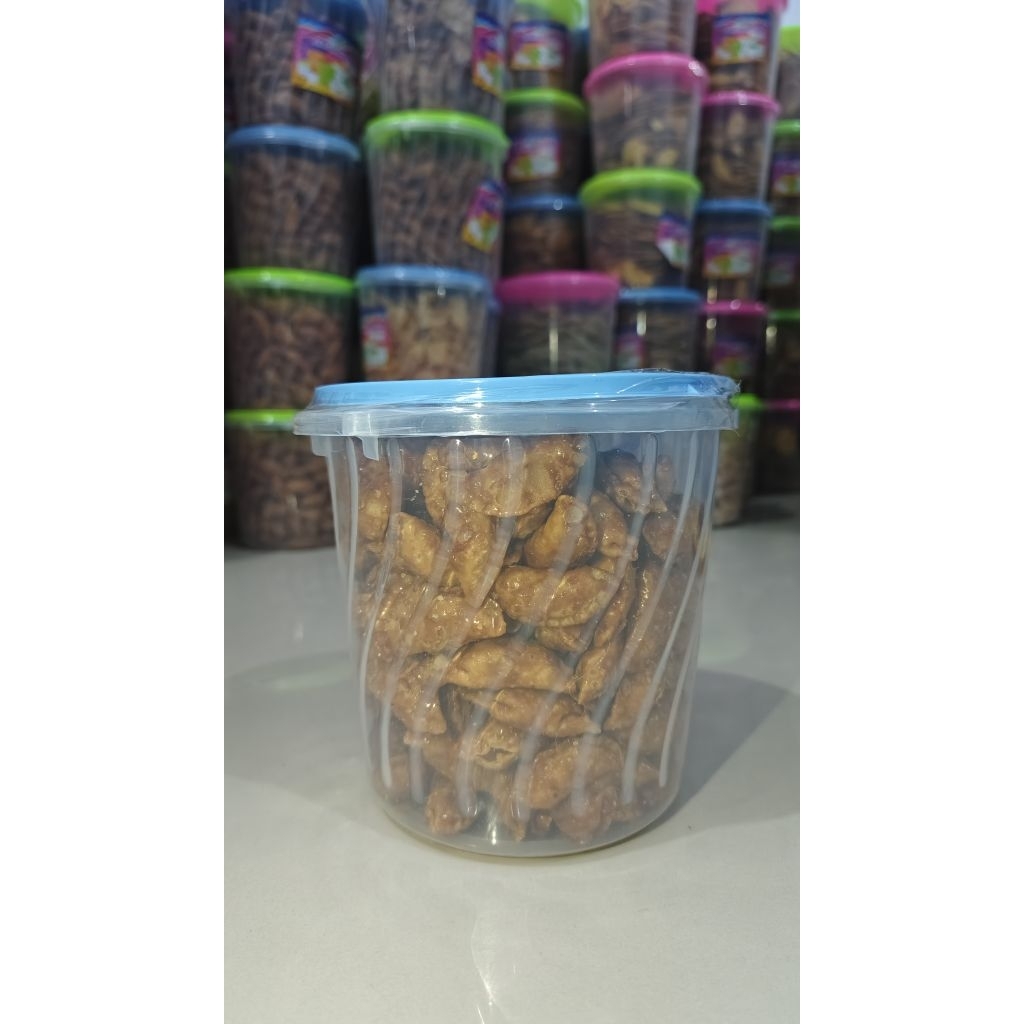 

(harap baca deskripsi) JALKOT MINI / PASTEL MINI ISI CARAMEL KACANG/cemilan