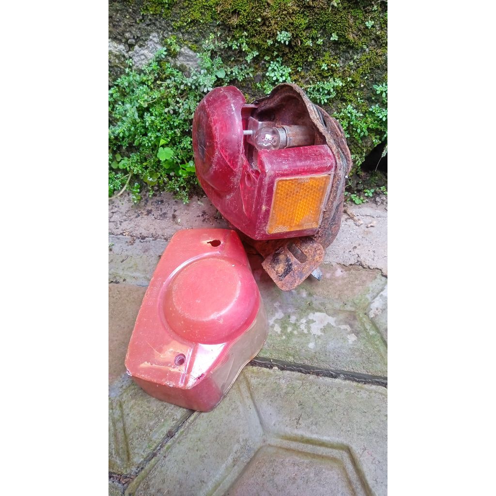 pangkon stoplamp belakang ori cb100/125