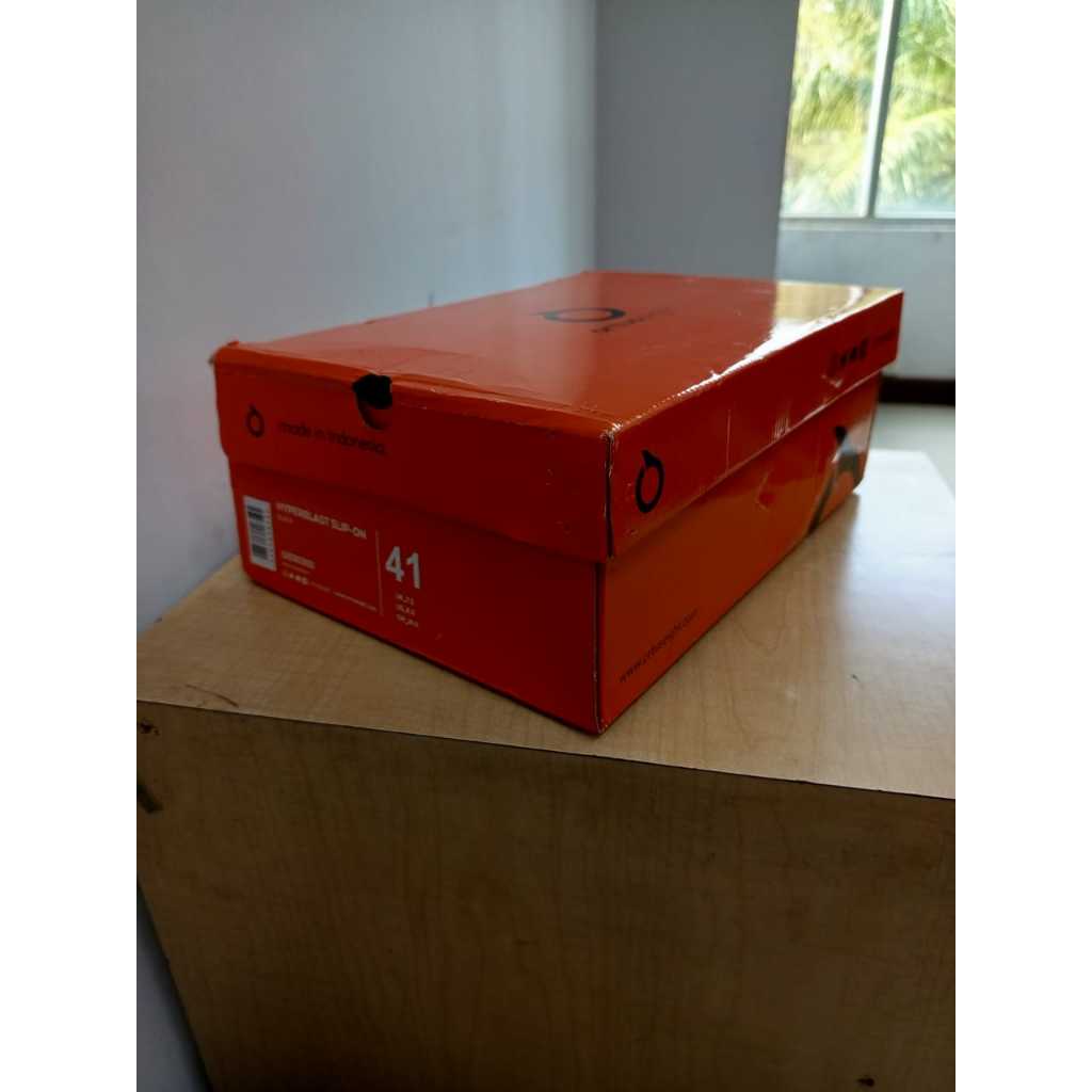 Ortuseight Sepatu Sneakers Hyperblast Slip-On Black Size 41 (Second)