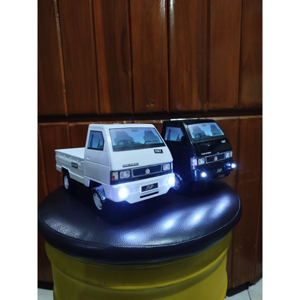 Mainan pick up oleng-mobil telolet klakson-L300 lampu