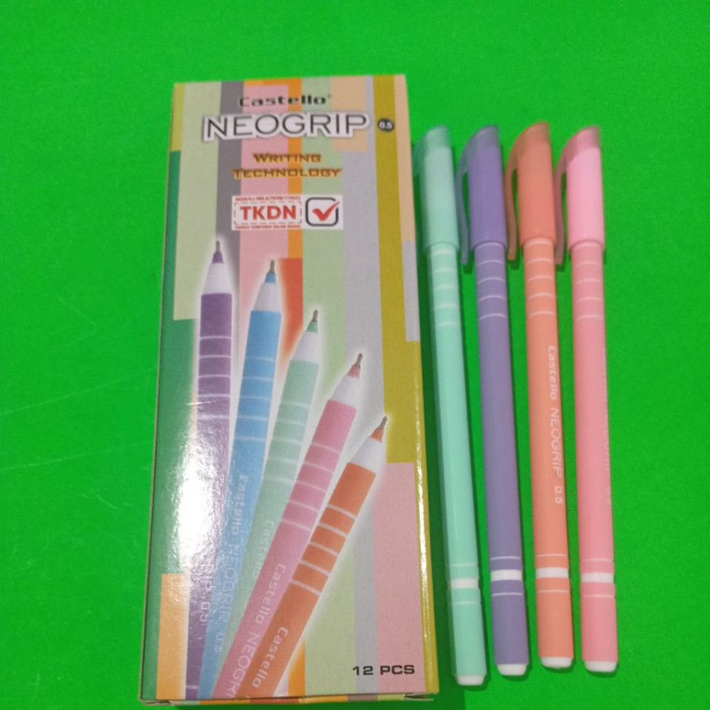 

Pulpen Standard Castello Neogrip 0.5 kemasan per pak (isi 12 pcs)