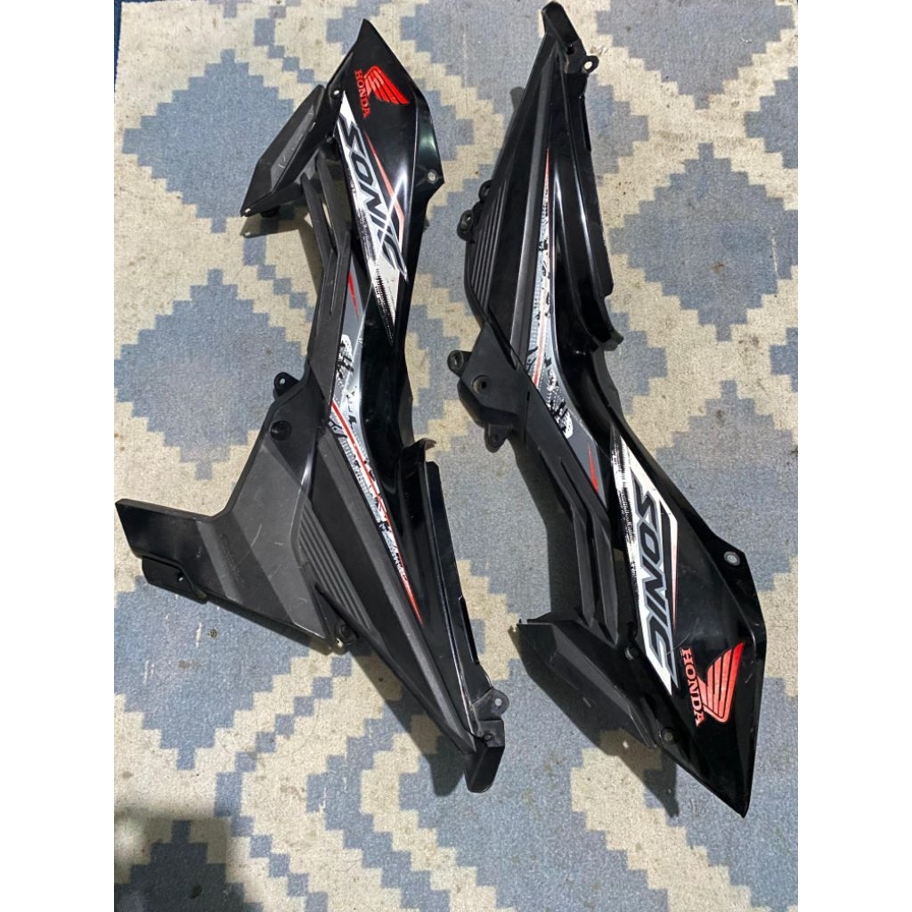 Cover Body Tengah Samping Bawah Kanan Kiri Honda Sonic 150 Led Original
