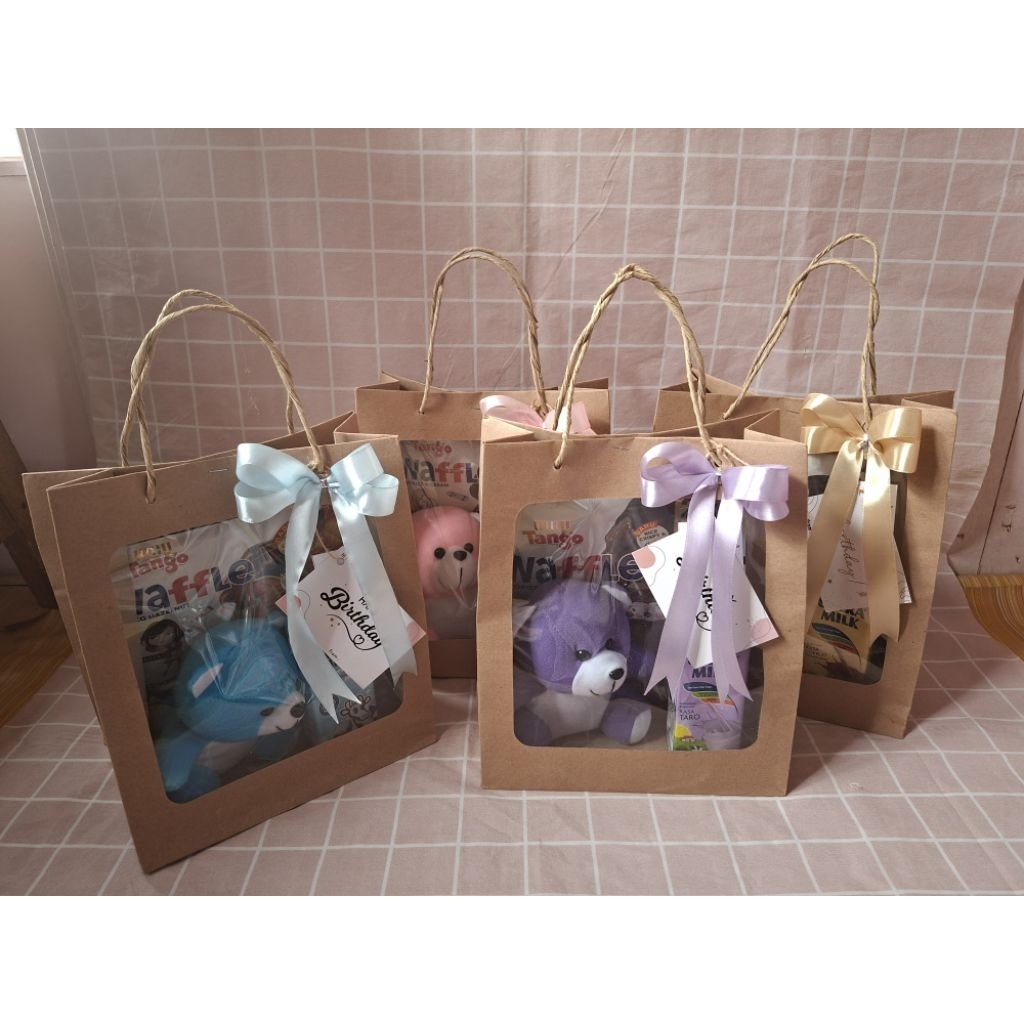 

PEPER BAG WINDOW (22 x 10 x 26 cm)