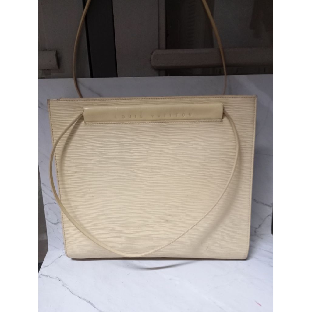 tas Lv epi leather st tropez vintage