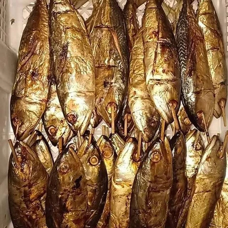 

Ikan Asap Premium Gurih Vacum IKan Kembung Banjar